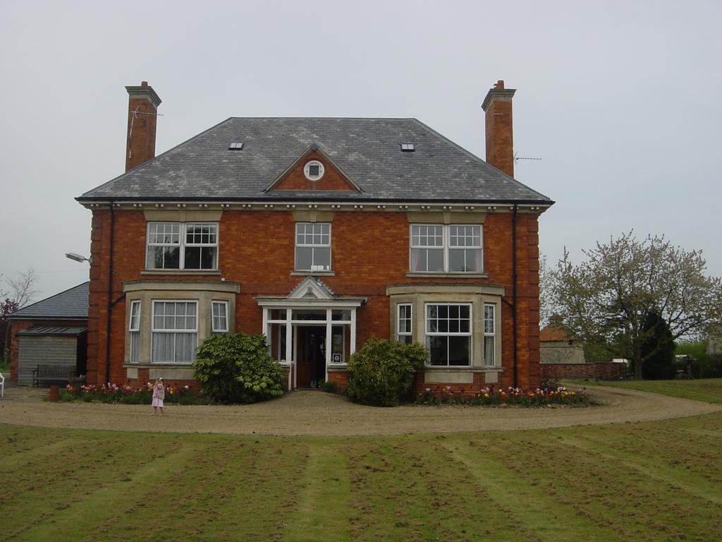 ミルトン・ケインズ Furtho Manor Farm Bed & Breakfast エクステリア 写真