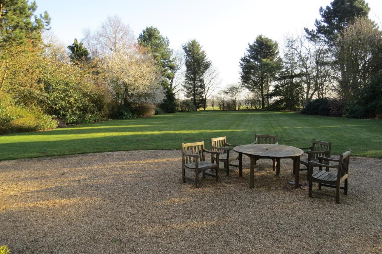 ミルトン・ケインズ Furtho Manor Farm Bed & Breakfast エクステリア 写真